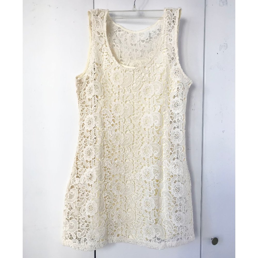 En Creme Sleeveless Creme Lace Shift Dress Small